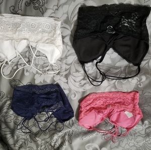 SOLD 4 GILLY HICKS BRALETTE
